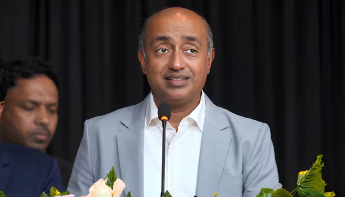 হাসিনা দেশে ফিরে আত্মসমর্পণ করার আগেই গ্রেপ্তার করা হবে: আইনমন্ত্রী